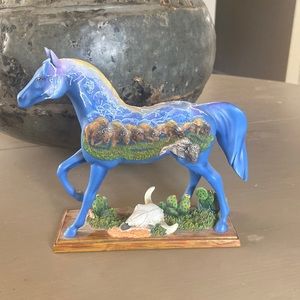 Trails of painted ponies